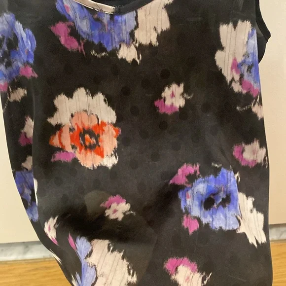 Topshop - Floral, subtle black polka dot sheer tank with a V neckline. UK 6 US 2 - Picture 3 of 8